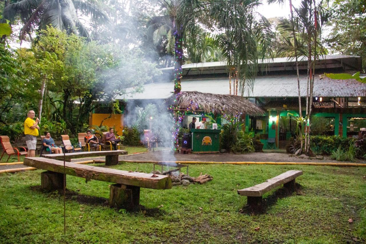 La Palapa Hut Nature Hostel Puerto Jiménez 外观 照片