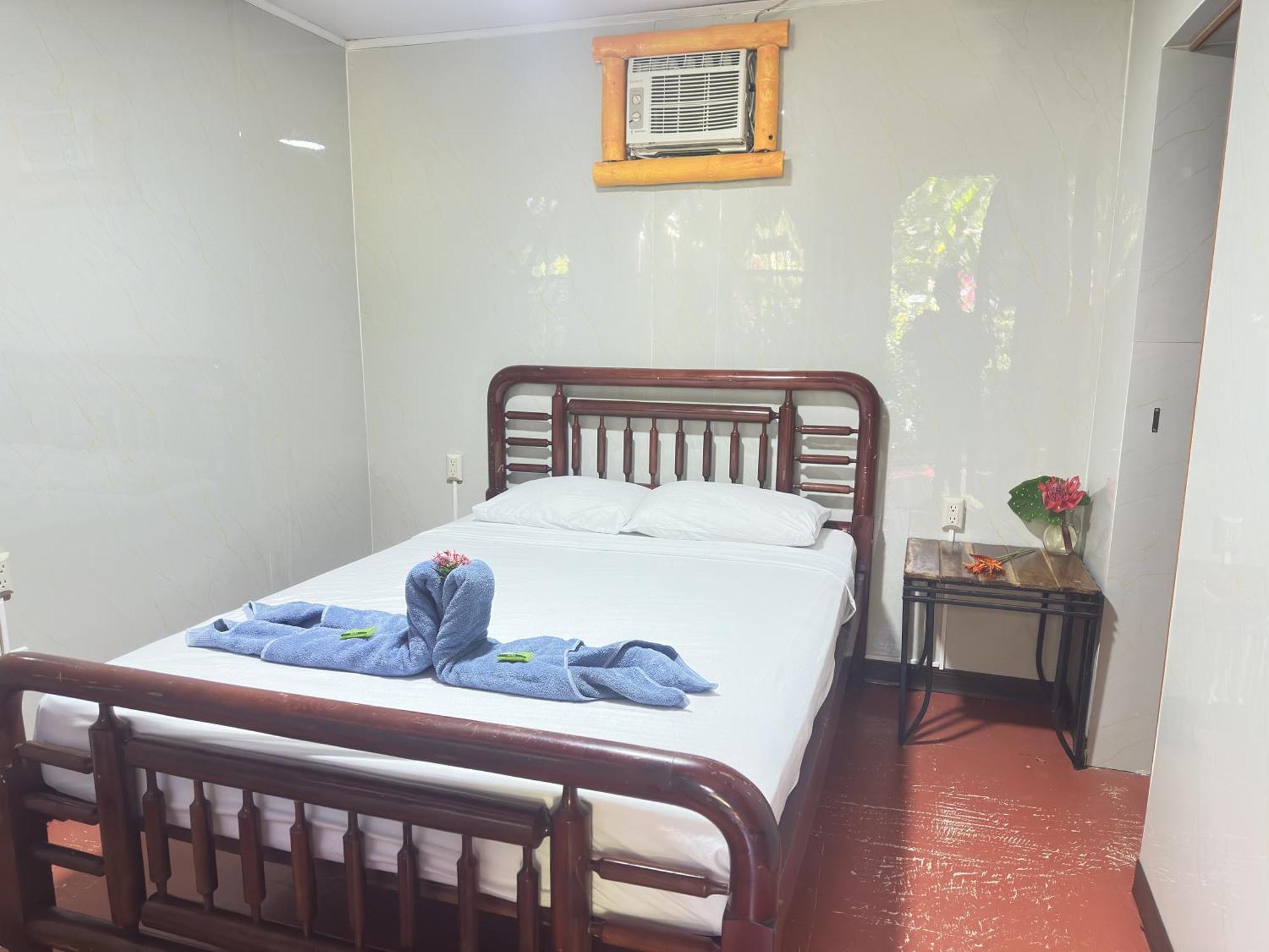 La Palapa Hut Nature Hostel Puerto Jiménez 外观 照片